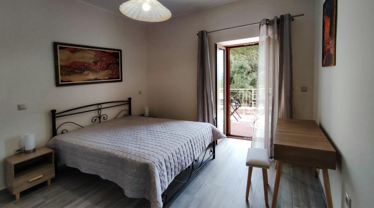 Olive Stonehouses - Alkistis Kalamata Esterno foto