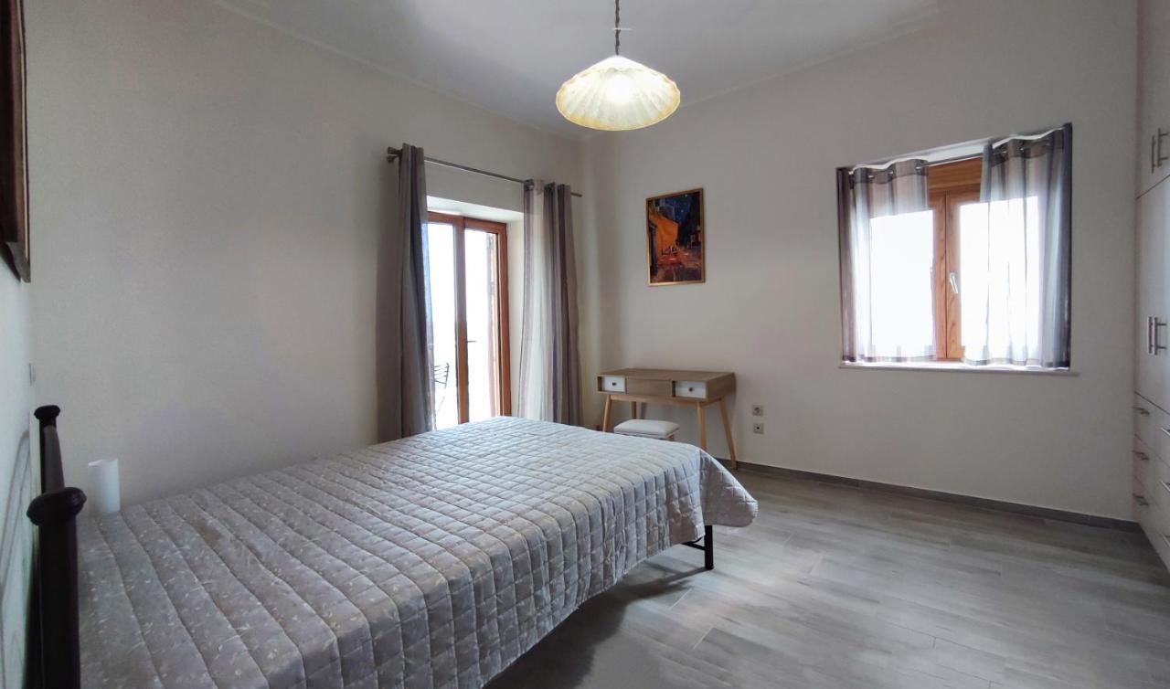 Olive Stonehouses - Alkistis Kalamata Esterno foto